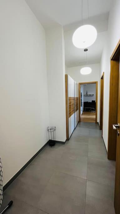 Apartment Holesovice, Garden, Garage Praga Exterior foto